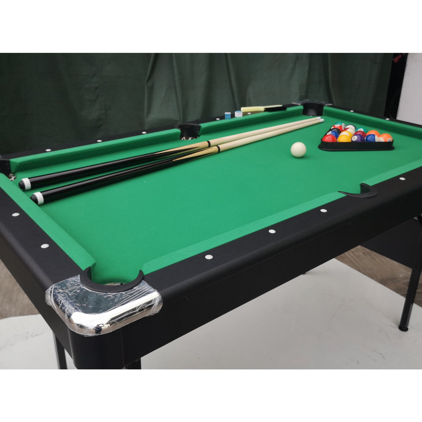 SEGMART Billiards Table - Portable Pool Table - Includes Full Set of Balls, 2 Cue Sticks, Chalk, and Felt Brush， Green